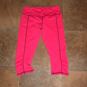 Rue 21 performance Capri workout pants